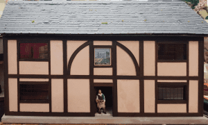 Miniature Time Traveller Blog