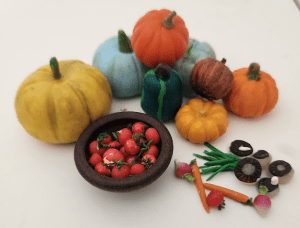 Making miniature vegetables with polymer clay